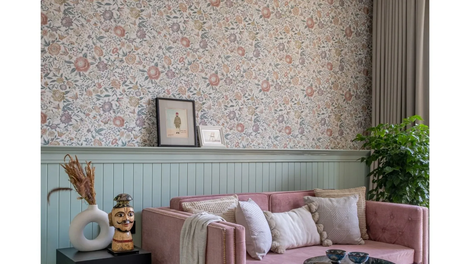 How to Pick Your Home's Ideal Pink Wallpaper